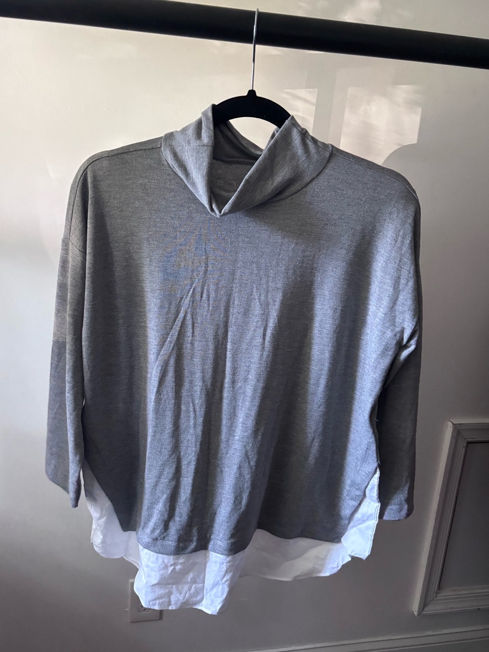 LOFT Gray Turtleneck Layered-Hem Pullover with White Underlay